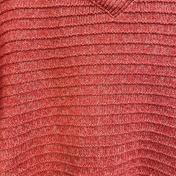 Old Navy Women's Coral V-Neck Sweater - Picture 2 of 5